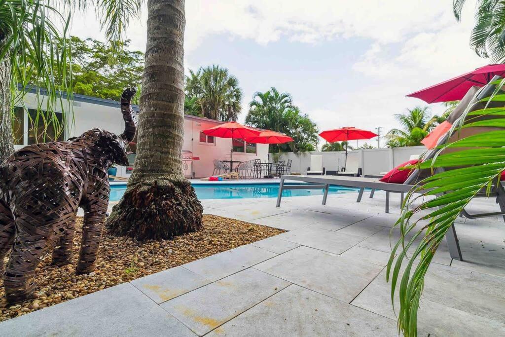 Private Oasis With Pool Near Beaches, Dining & Las Olas 포트 로더데일 외부 사진