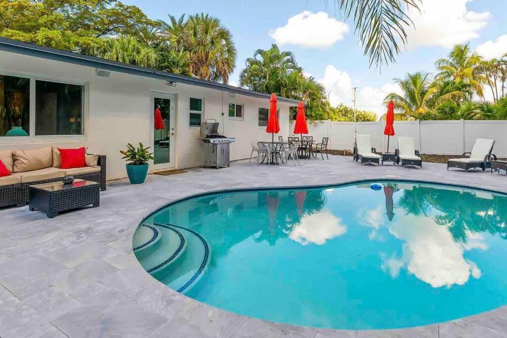 Private Oasis With Pool Near Beaches, Dining & Las Olas 포트 로더데일 외부 사진