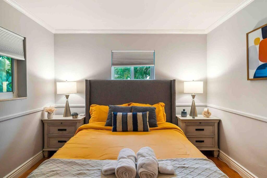 Private Oasis With Pool Near Beaches, Dining & Las Olas 포트 로더데일 외부 사진